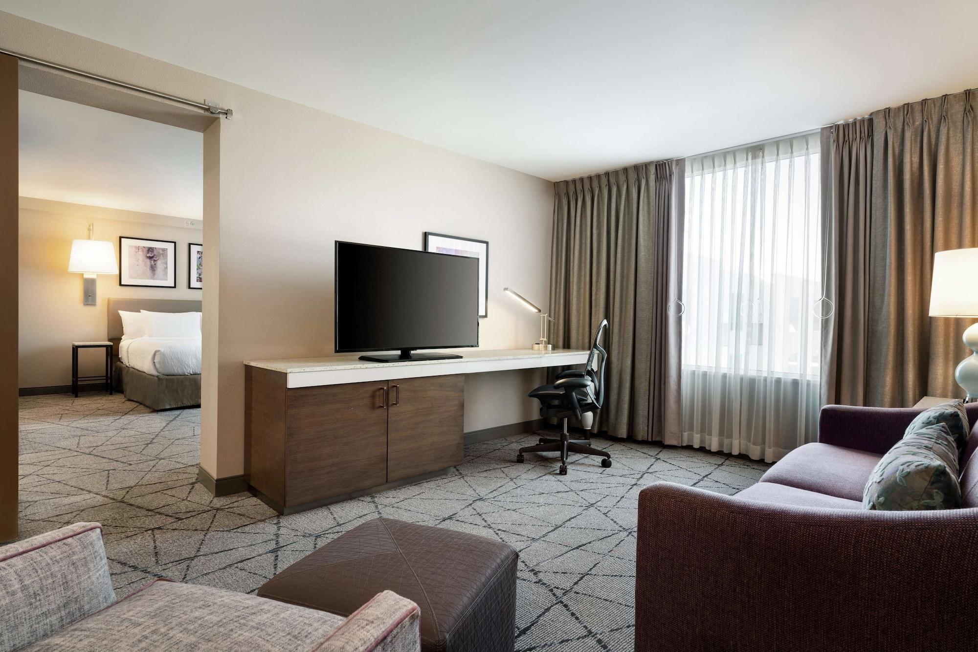 Hilton Garden Inn Springfield Dış mekan fotoğraf