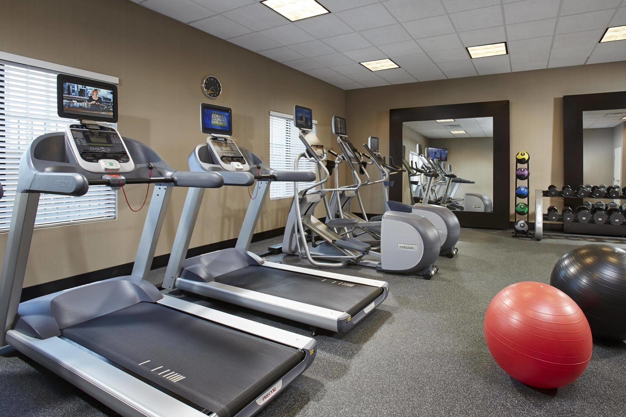 Hilton Garden Inn Springfield Dış mekan fotoğraf